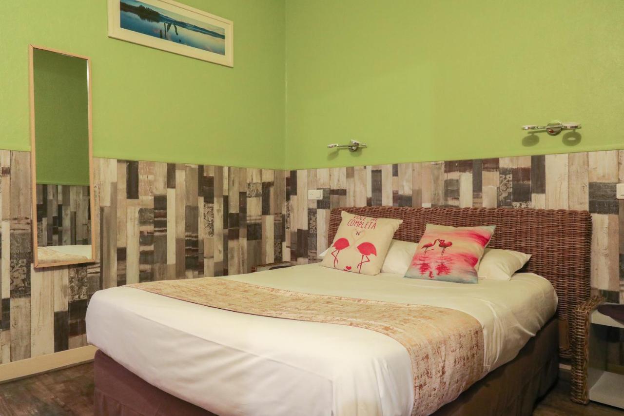Hotel Gloria 2*